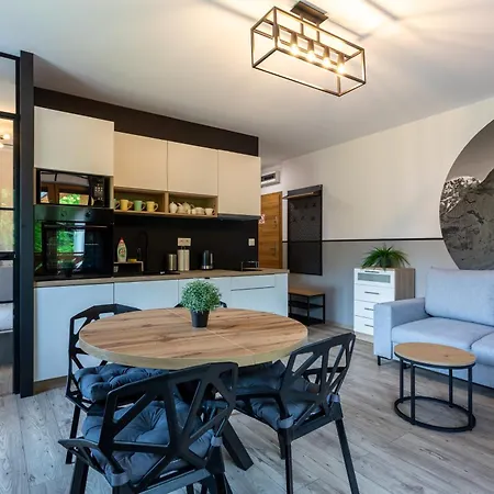 Bawaria W Dolinie Szczescia 아파트 *